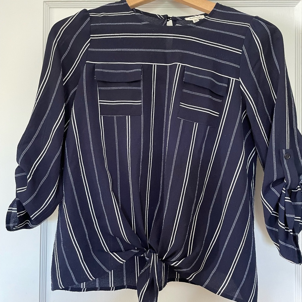 Monteau front tie crop top